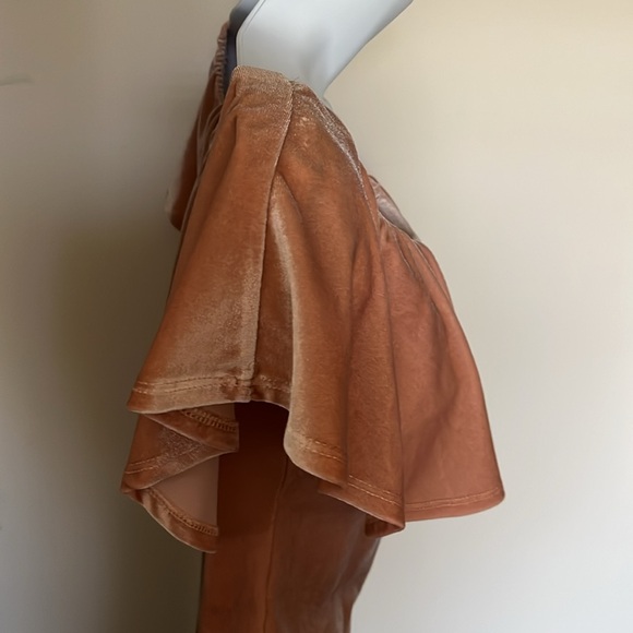 Forever 21 Peach Ruffle Dress with Off the Shoulder Design - Picture 4 of 7